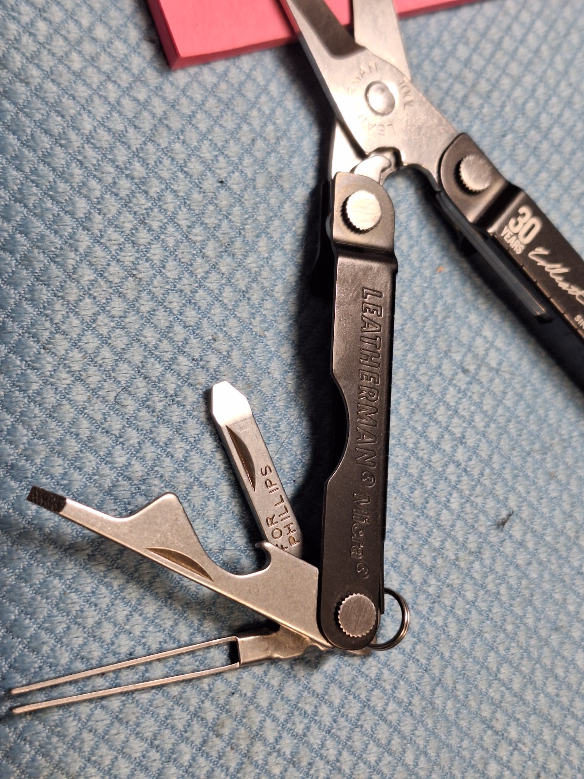 1 Rare 30 Years Anniversary Leatherman Micra Multi-Tool Keychain MICRA 7