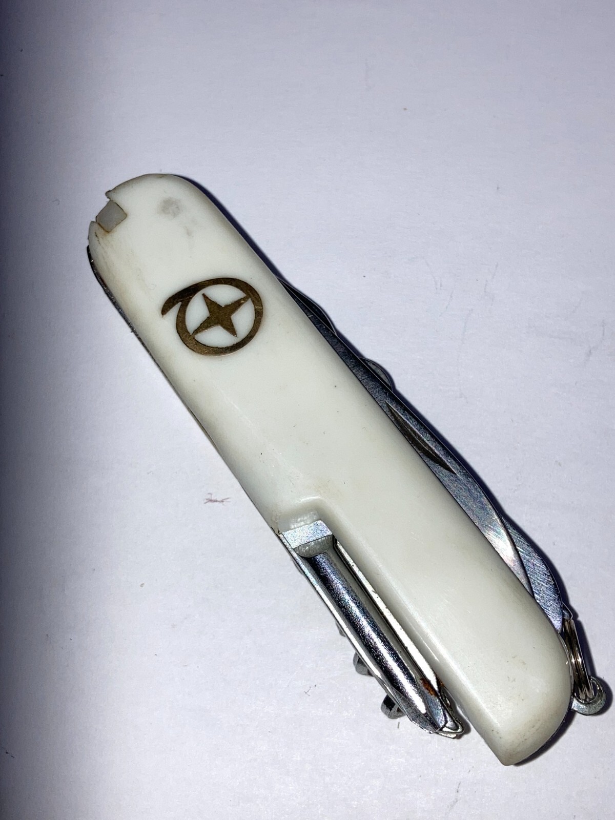 13-Function White Camping Knife (New, Dealer Old Stock Circa 1998) K-5011W