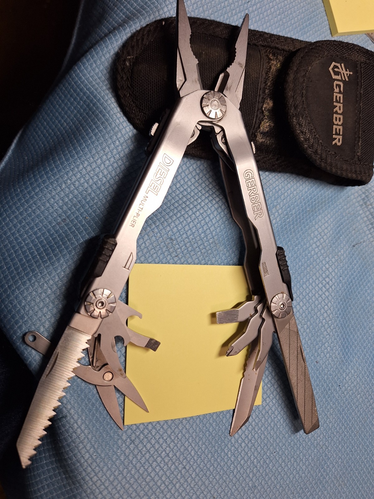 1 SILVER GERBER DIESEL Multi Tool LOC 3056