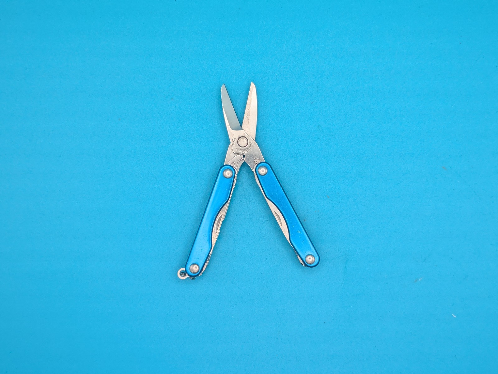 Leatherman Squirt P4 Multi-Tool, Key Ring, Retired, BLUE!