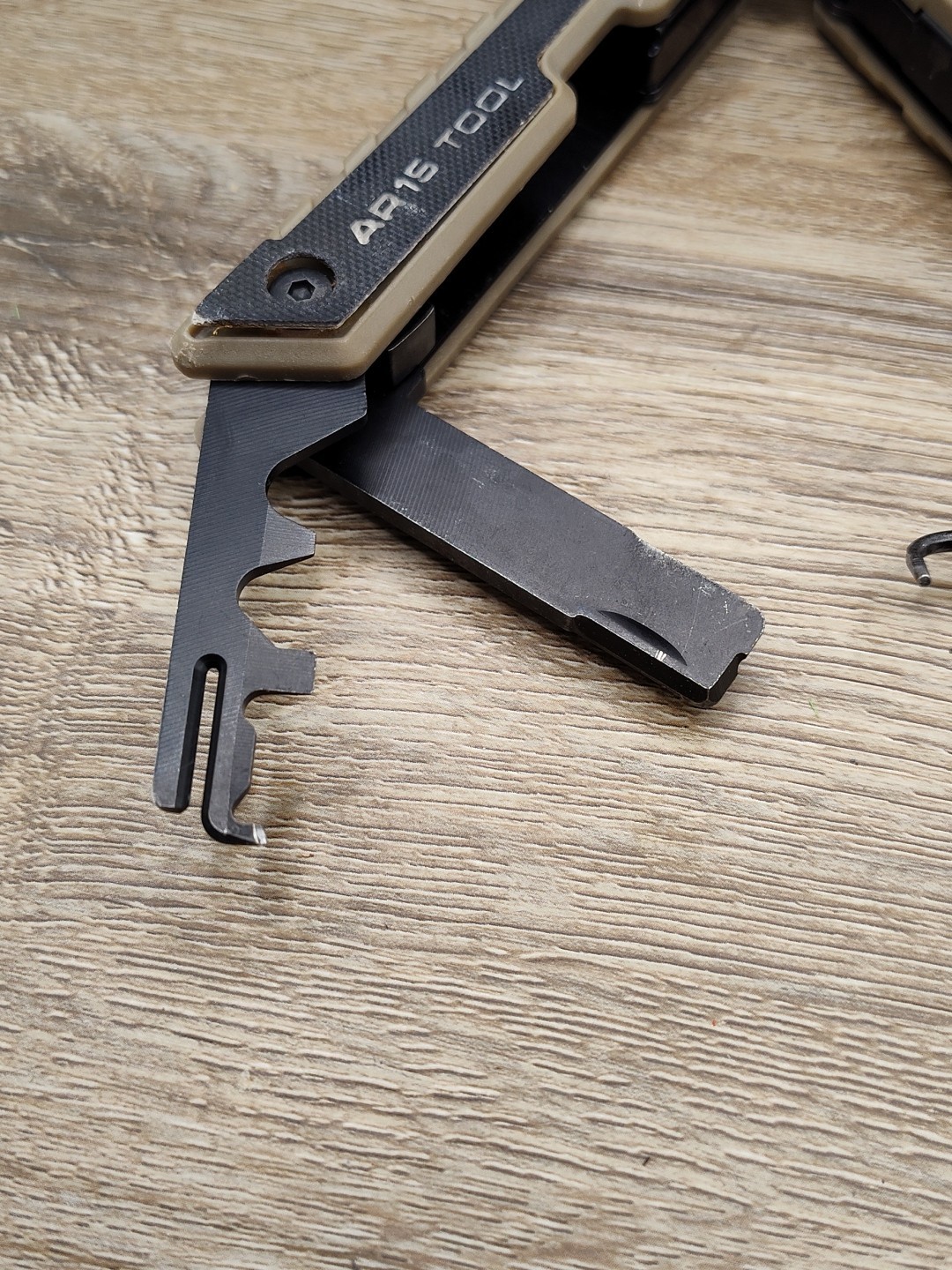 Real Avid Multi-Tool AR15 Hunting Rifle Tool Pliers Knife More!