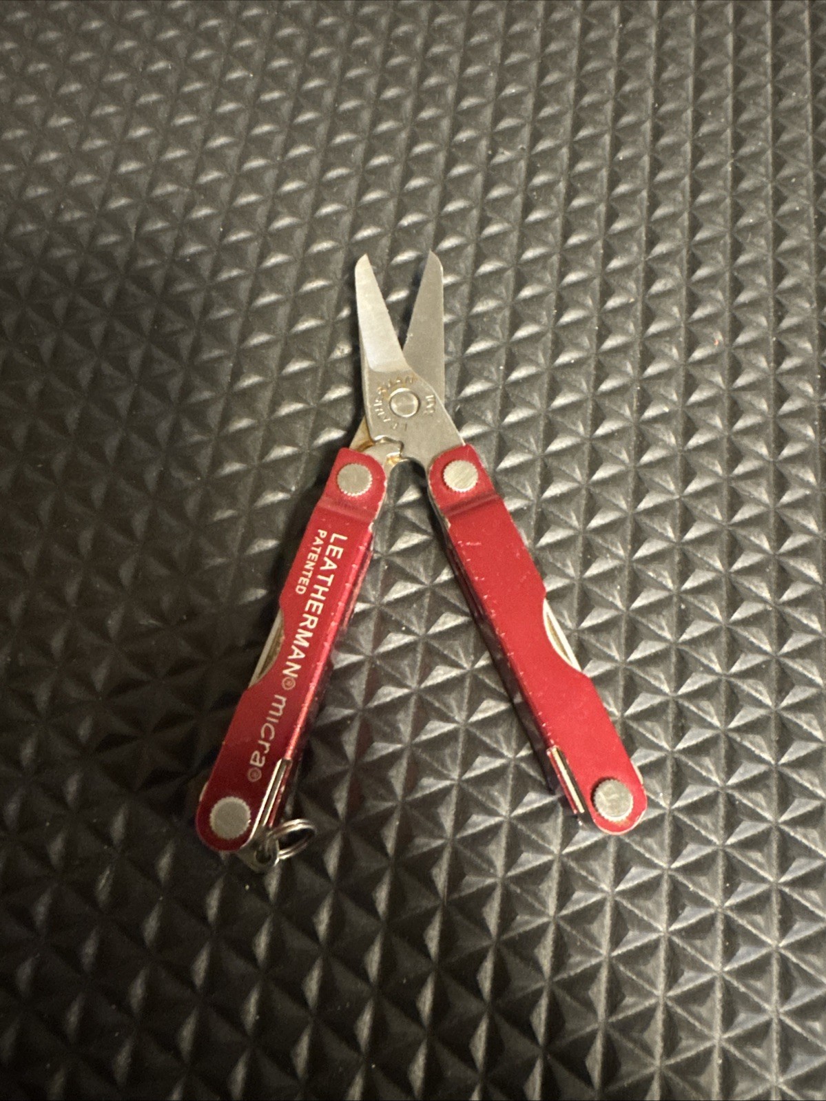 Leatherman Micra RED Anodized Aluminum Multi-tool Knife 12/10 Patented Stamp