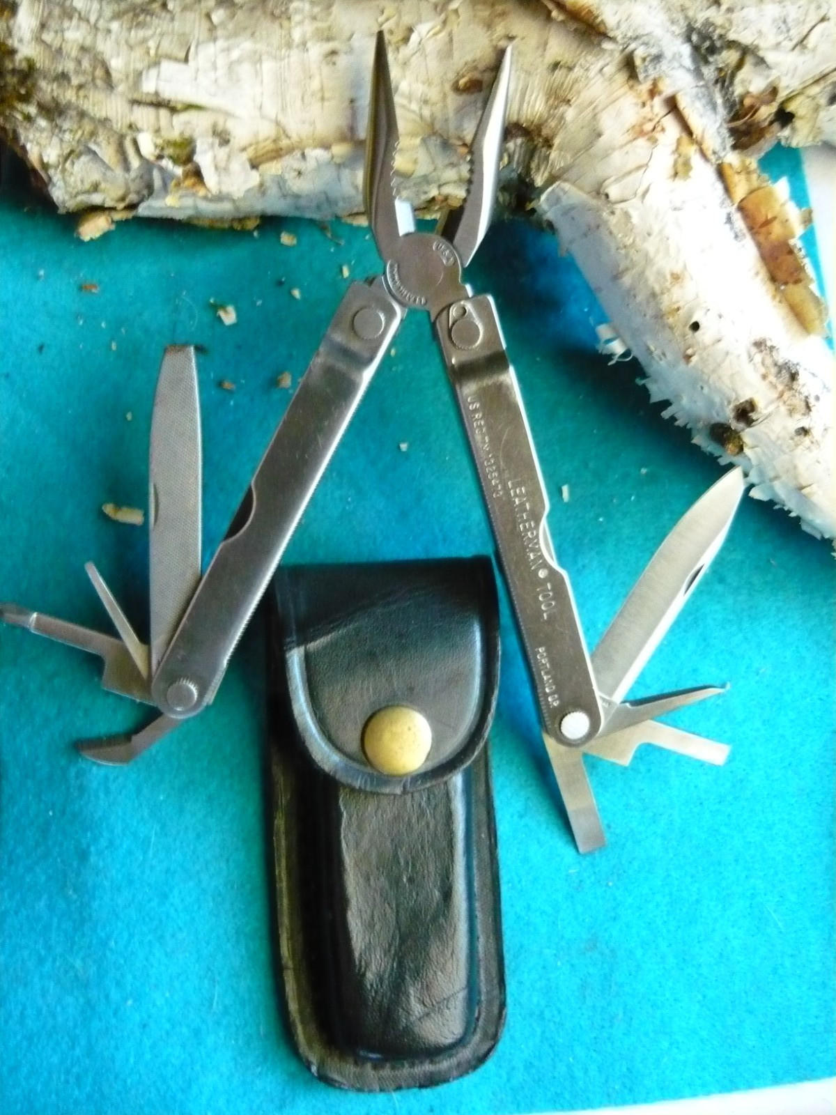***ORIGINAL Leatherman PST Multi Tool with LEATHER Case – Date 1094***