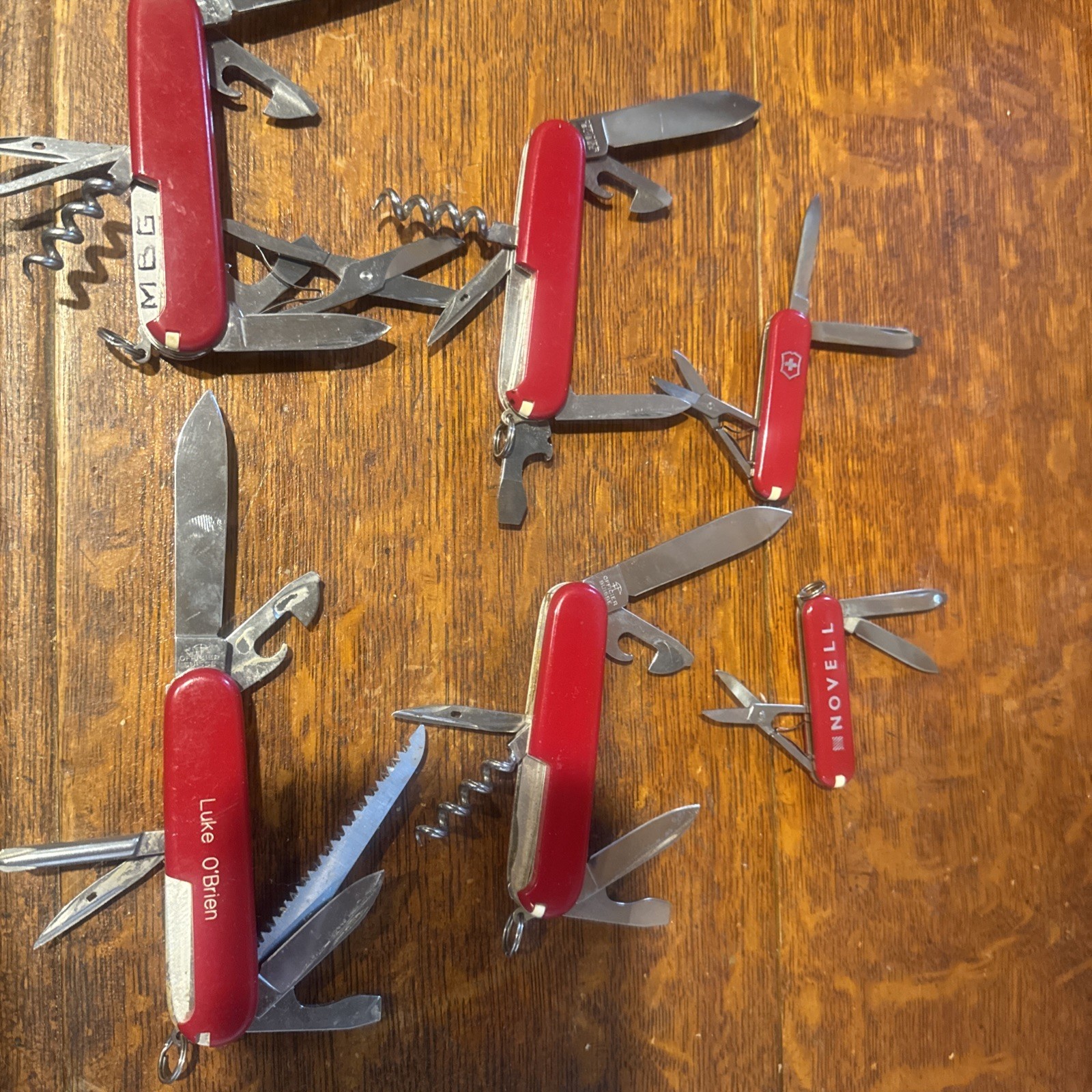 Victorinox Swiss Army Knives And Scissors Microsoft, Novell Collectors Lot