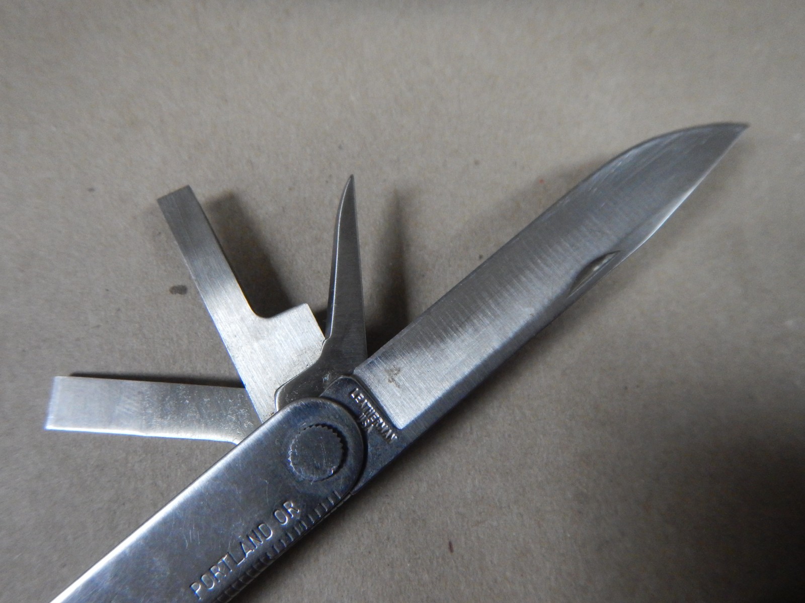 Original Leatherman Tool From The 90s with original leather sheath