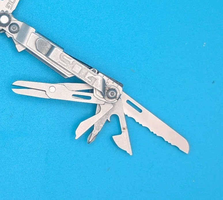 SOG PowerPint Tool Compact Lightweight Silver Multi-Tool!
