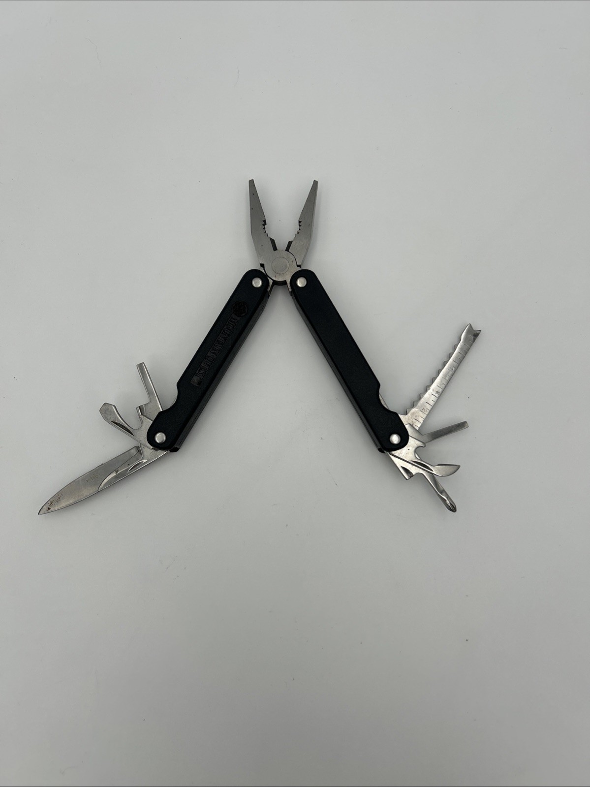 Multi-Tool Multitool Mountain Quest (13-in1) Black w/Sheath Camping NEW OPEN BOX