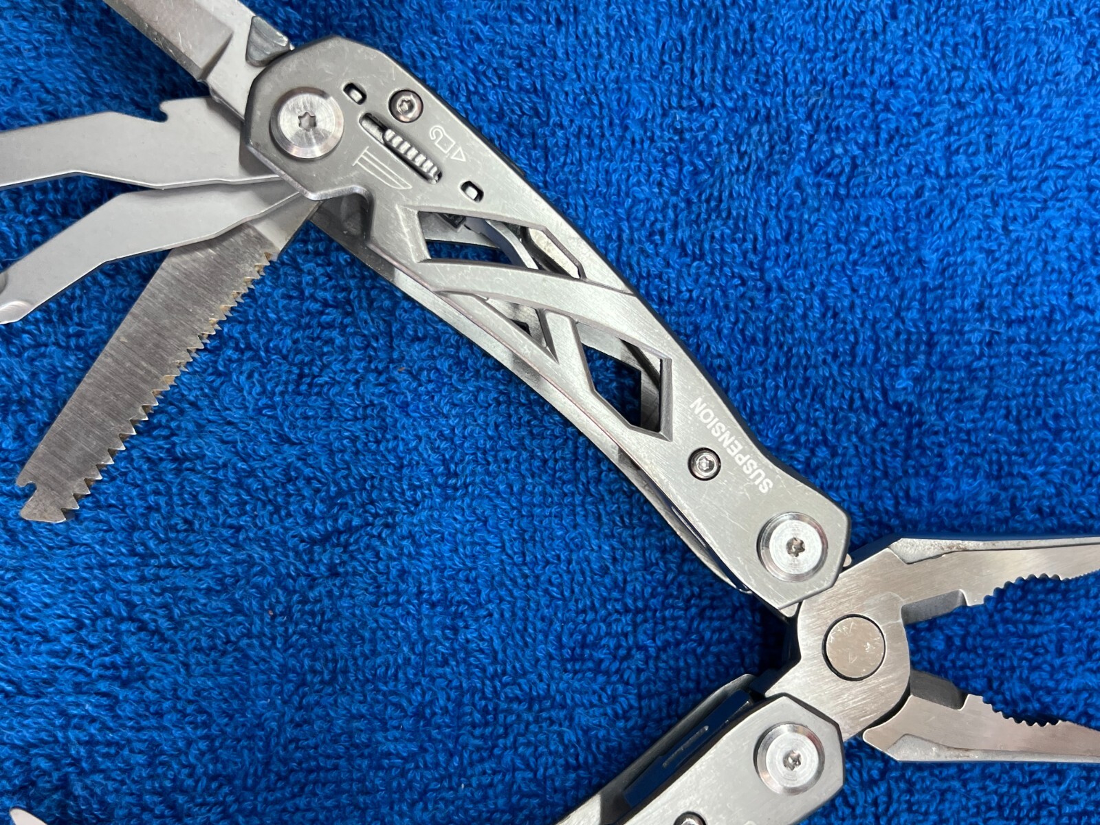 GERBER “Truss” Multi-Tool with Sheath | 17 Tools | SILVER | Gently Used $45.00