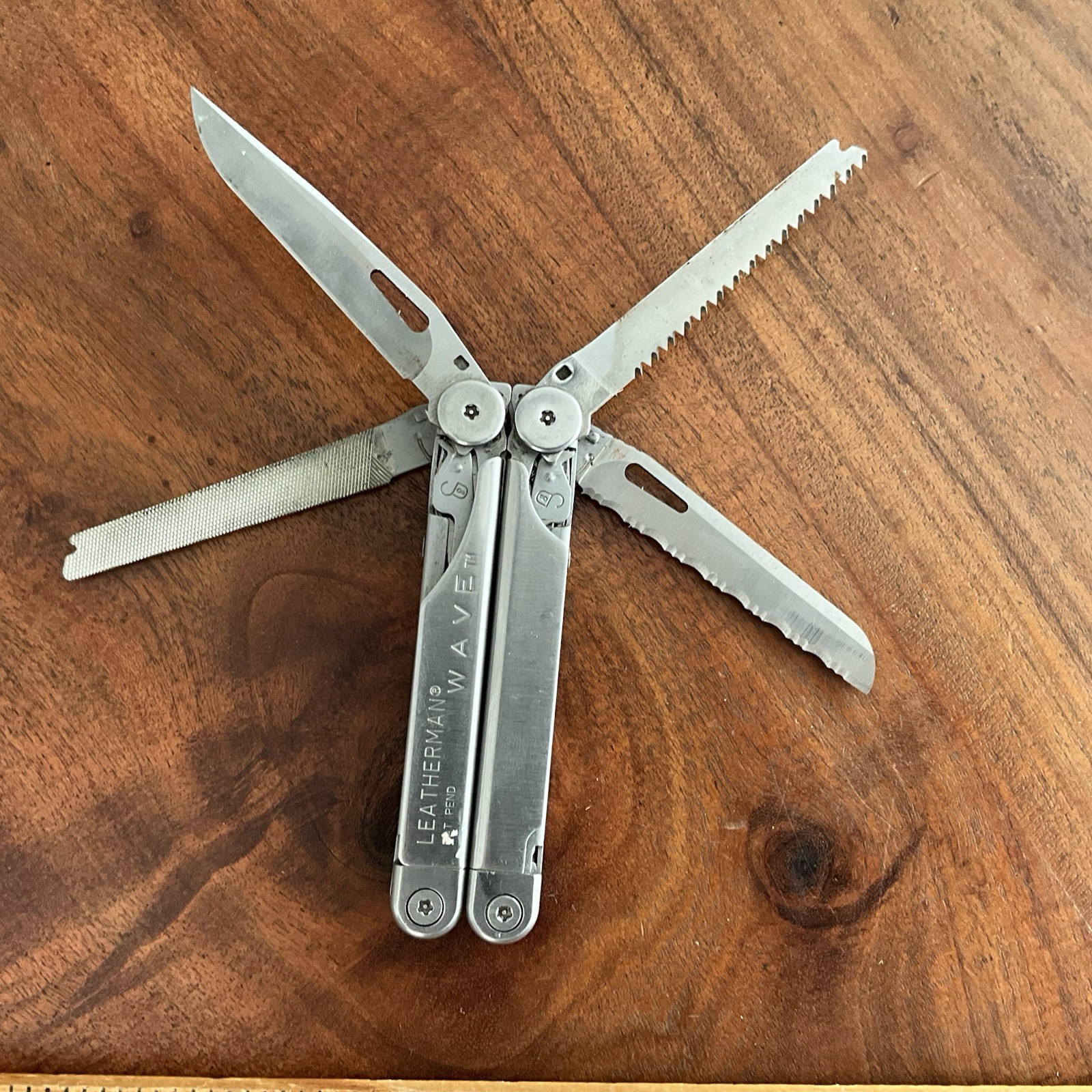 Leatherman WAVE Multi-Tool Broken Scissor Spring Date Code 0603 (June 2003)