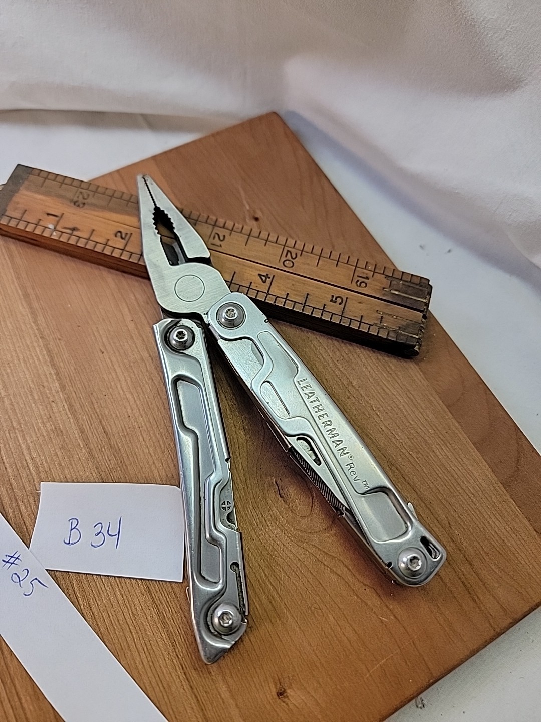 Leatherman Rev Vintage Multi-tool Pocket Knife