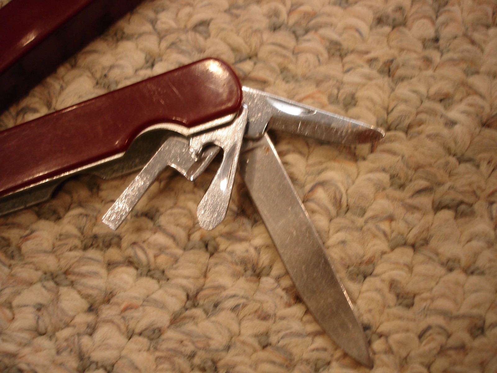 Leatherman vintage multi tool dark red handle 9 tools in one