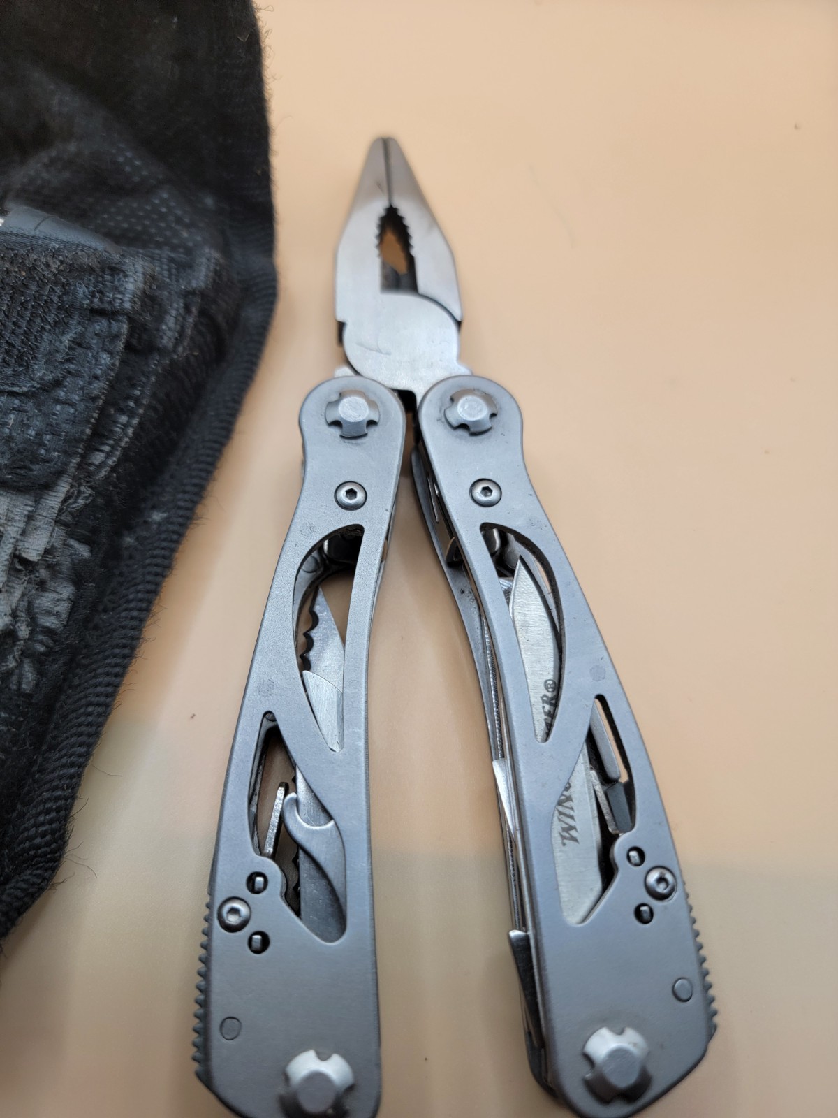 Winchester 2CR Stainless Multi Function Folding Pliers Pocket Utility Knife