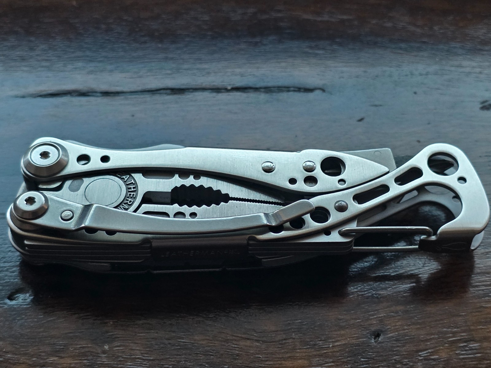 🛠️🇺🇸 Leatherman Skeletool • USA Made • Lightweight EDC • 420HC • Pocket Clip