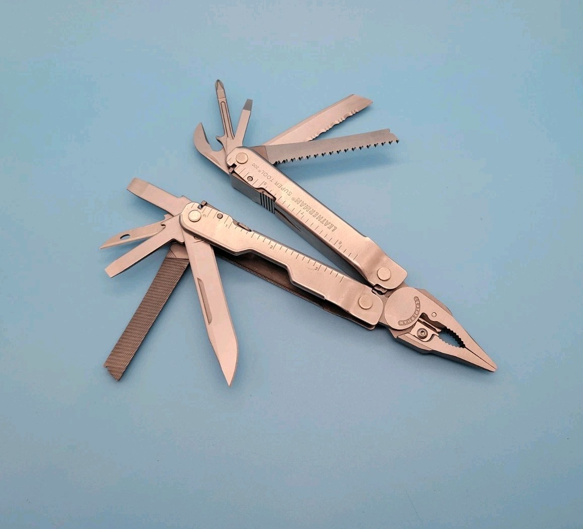 Leatherman Super Tool 300 Multi-Tool – Dated 2013 – Pliers, Knife, Saw, File