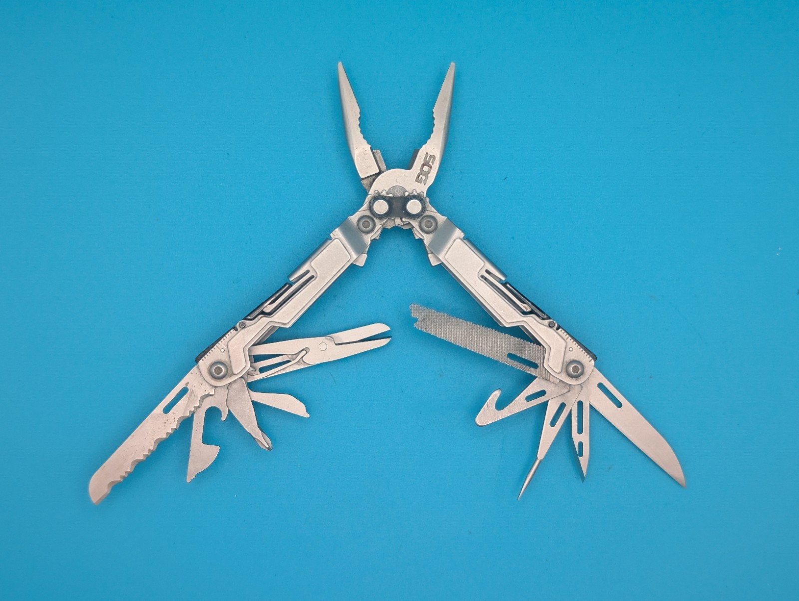 SOG PowerPint Tool Compact Lightweight Silver Multi-Tool!