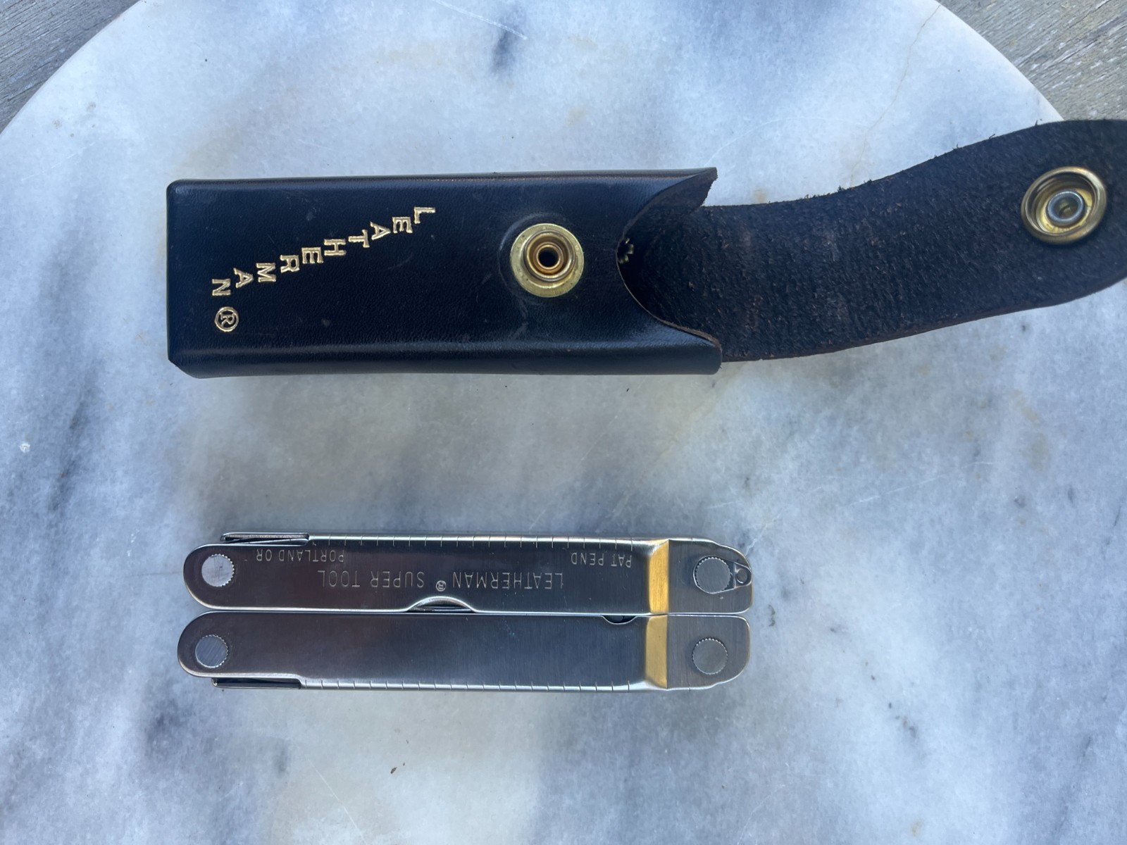 Vintage Leatherman Super Tool PAT PEND Portland OR USA w/ Original Leather Sheat