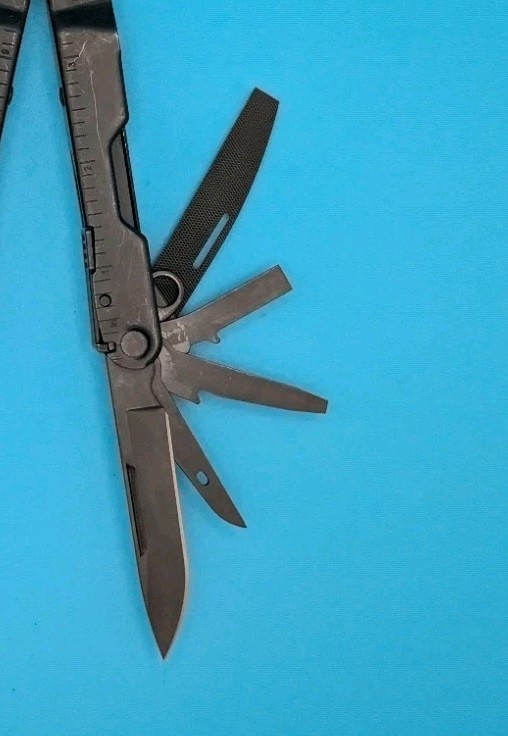 Leatherman Rebar Multi-Tool! BLACK OXIDE! WITH SHEATH!