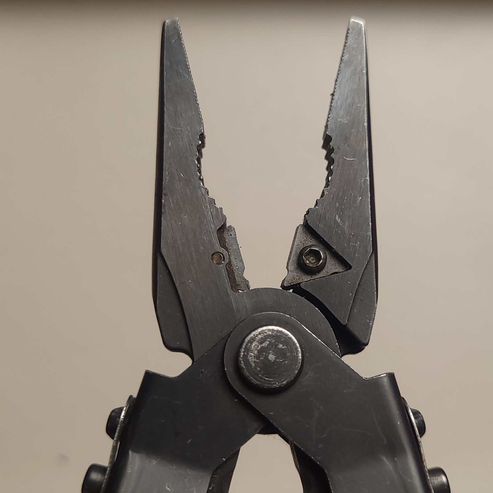 Gerber MP600 Multi Tool Black Oxide Multi-Plier Pocket Knife Pliers EDC