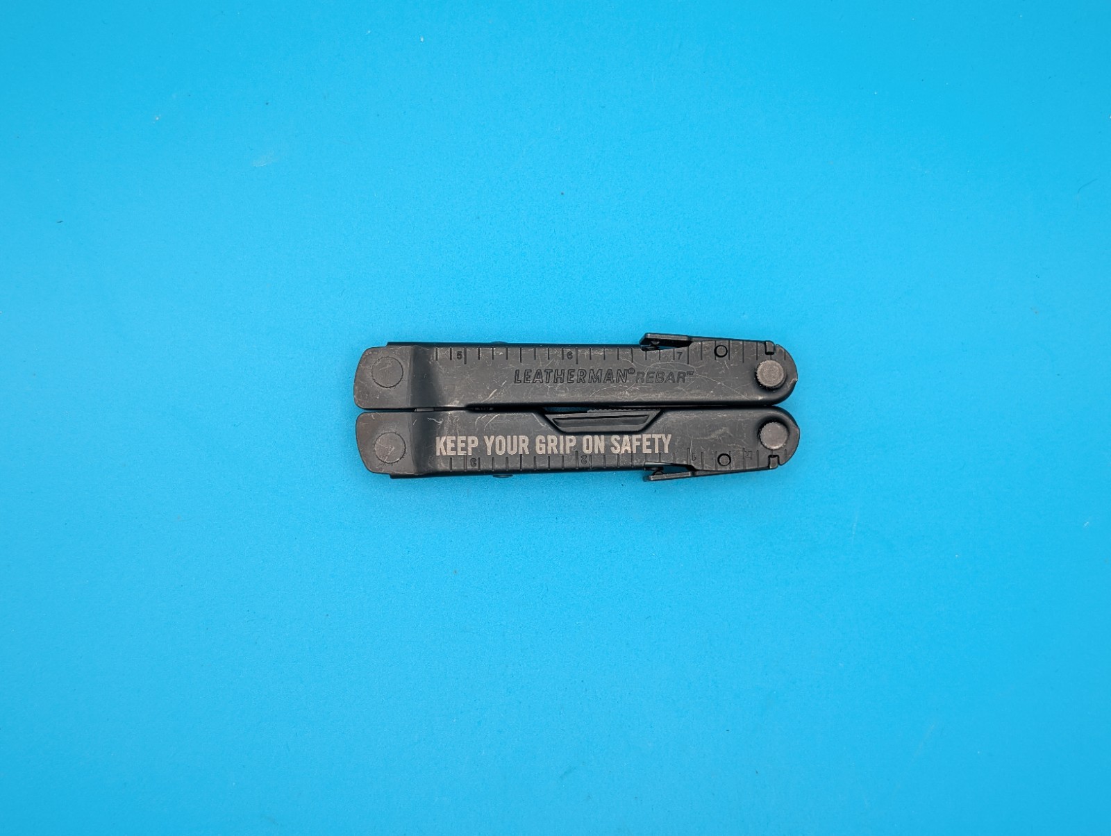 Leatherman Rebar Multi-Tool! BLACK OXIDE! WITH SHEATH! KEEP YOUR GRIP ON SAFETY