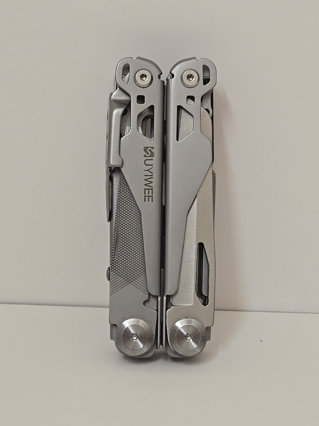 NexTool Flagship Captain Multi Tool Locking Mechanism Stainless Handles