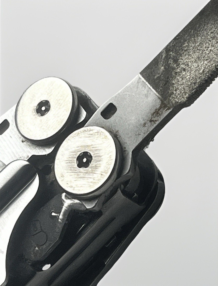 Leatherman Wave Original 20th Anniversary Limited Edition Silver Locking Blade