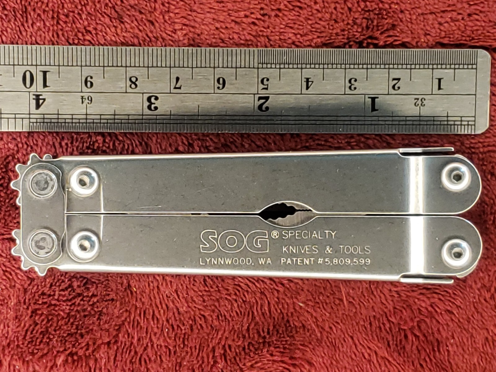SOG PowerPlier PowerLock Multi tool Stainless read