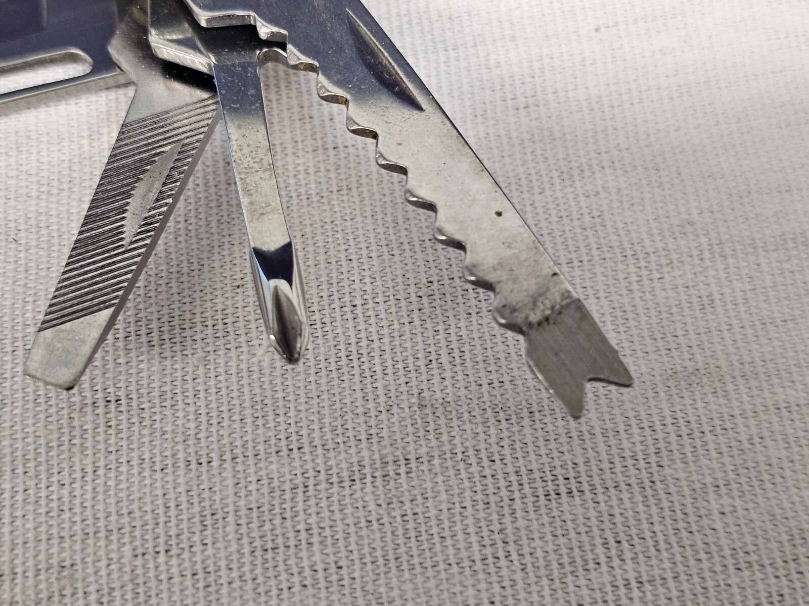 Ozark Trail Multitool Multi-Tool 10 in 1