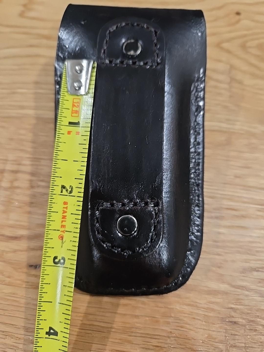 Leatherman Wave Black Dyed leather sheath. Plain flap. Sheath only.