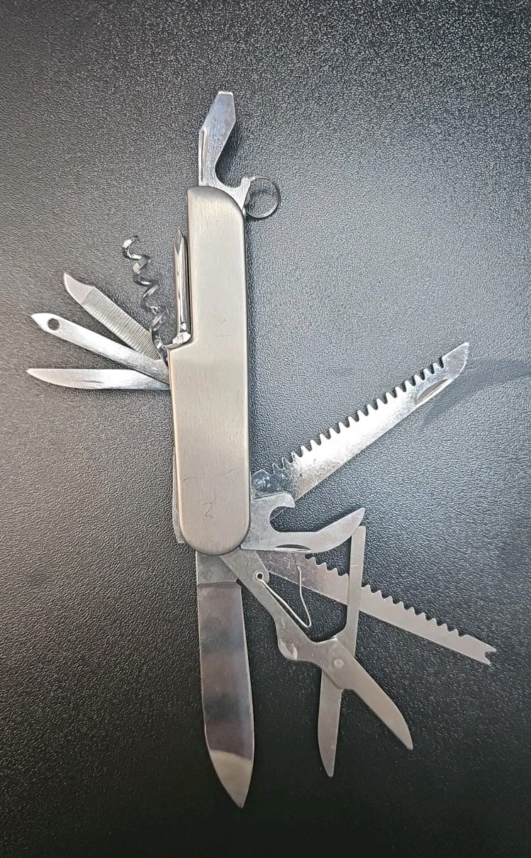 Wilcor Silver Multipurpose Multi Tool Pocket Knife 11 Function Camping Hunting