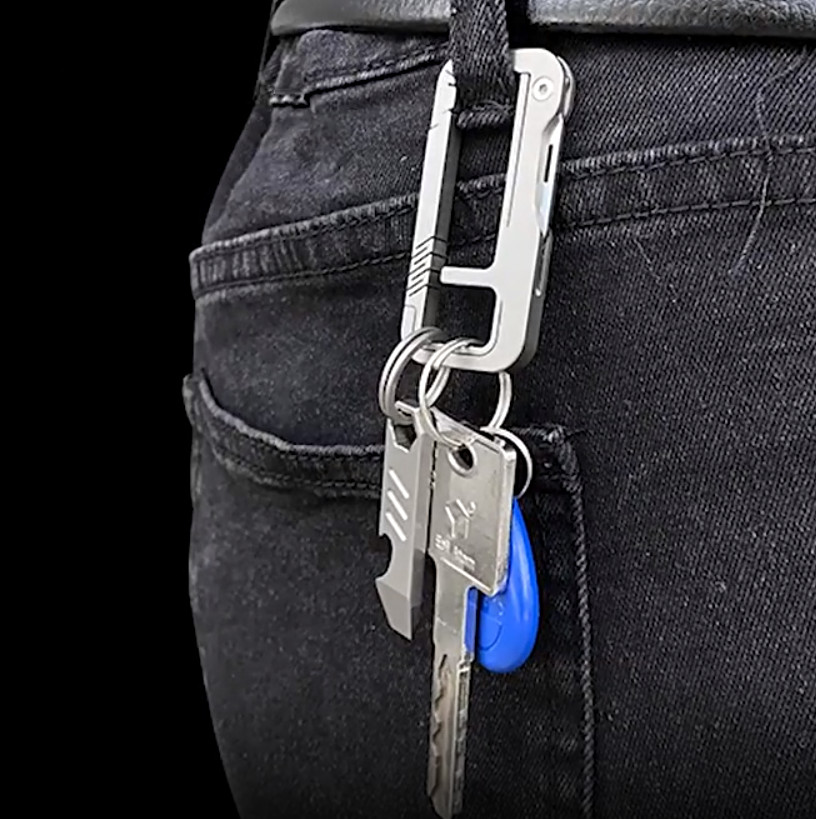 Hot Mini Titanium Alloy Keychain Multi Tools Pry Bar EDC Crowbar Bottle Opener