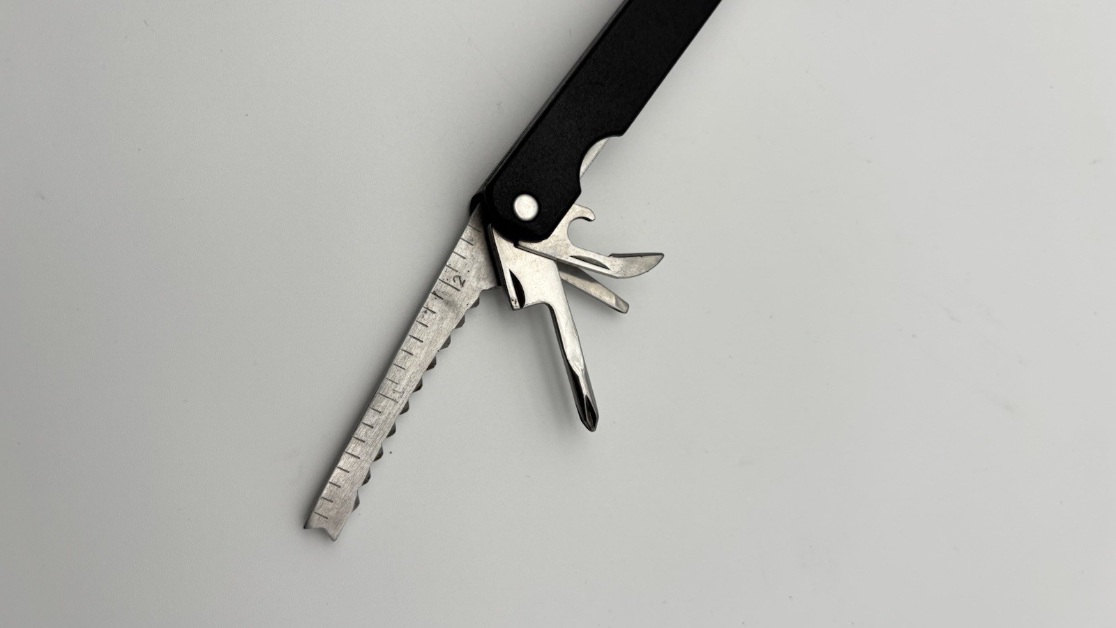 Boeing Stainless Steel Multi-Tool W/ Nylon Case In Good Condition