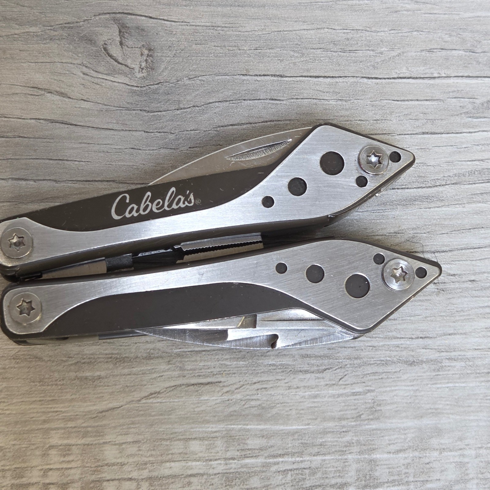 Cabelas Multi-Tool Pocket Folding Knife Pliers Saw Scissors Grey Silver 3 Inch