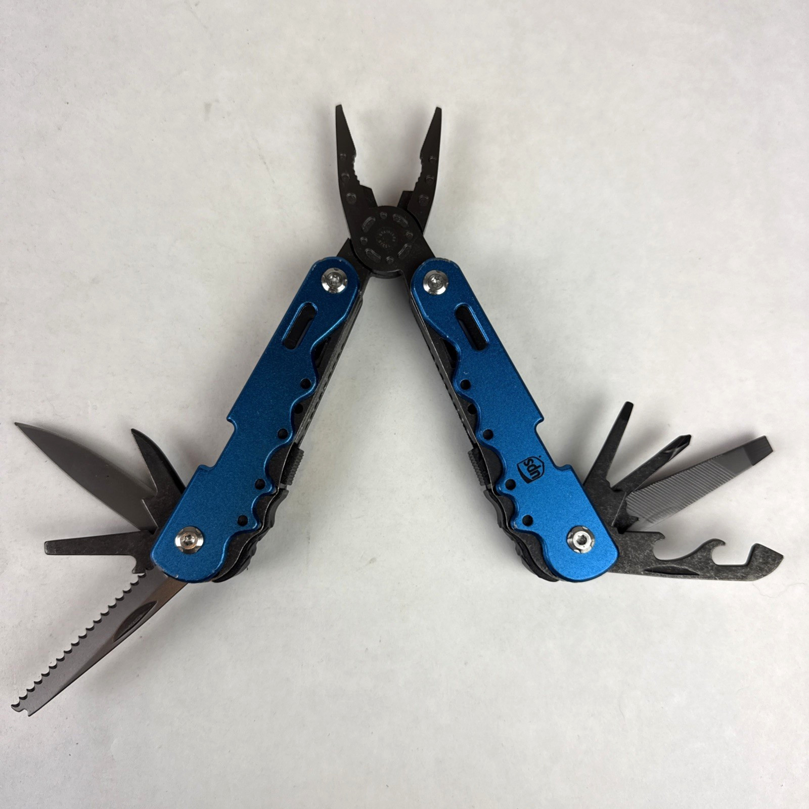 Basecamp Multi-Mate Multi-Tool Blue UPS Logo *See Photos