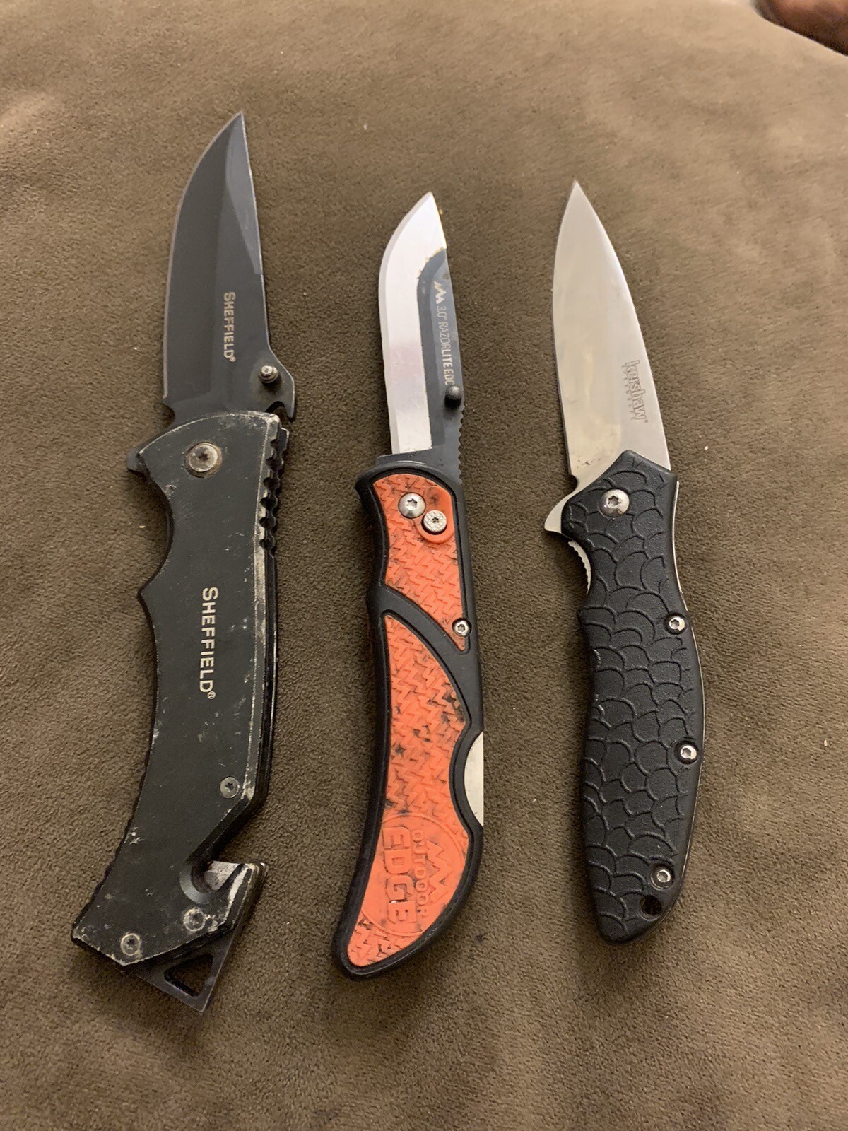 Sheffield knife Plus 2 Extra Knifes