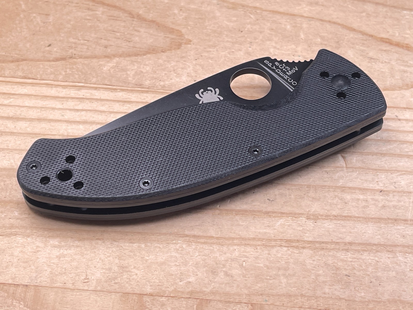 Spyderco Tenacious Folding Pocket Knife 8Cr13MoV Black Partially Serrated Blade