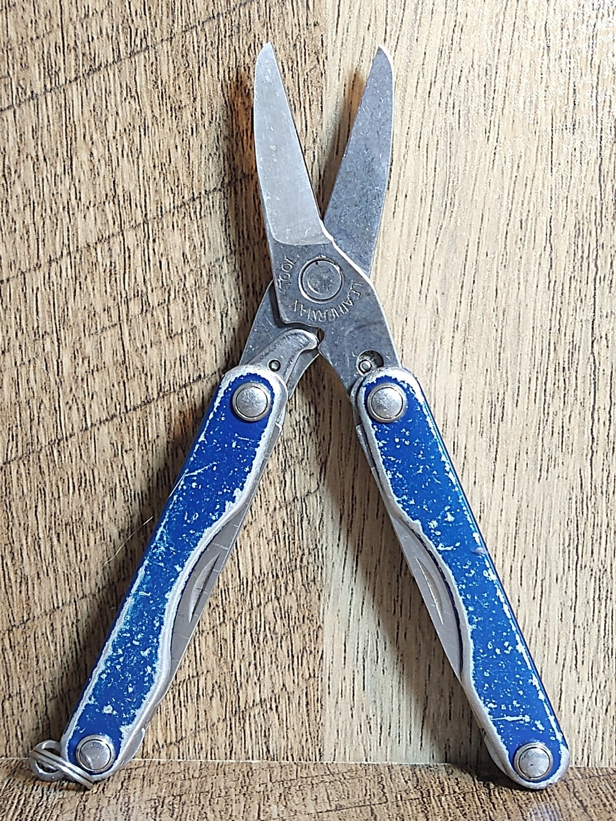 Leatherman SQUIRT S4 BLUE Multi-Tool (Retired Model) – All Tools Good!