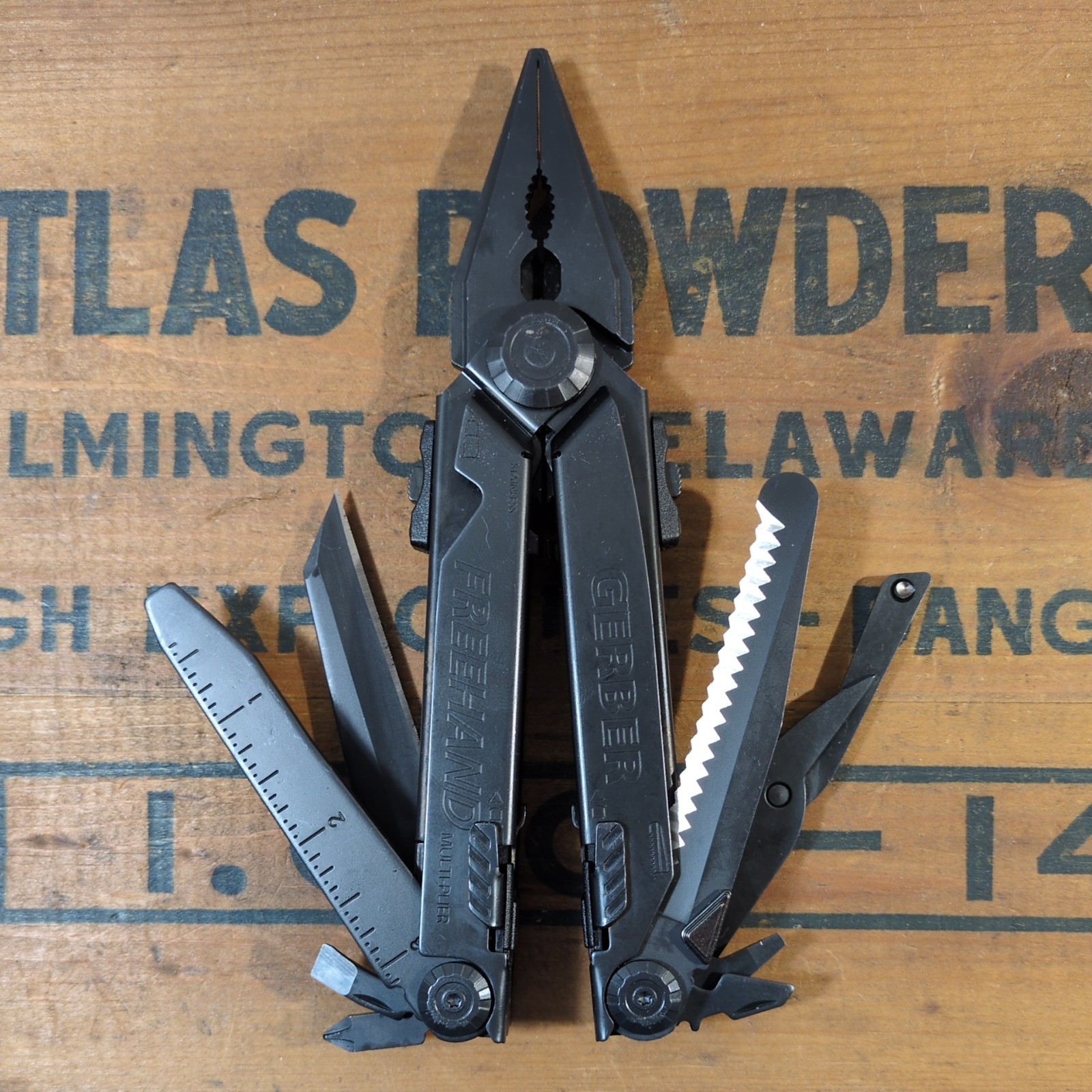Gerber USA Freehand Black Oxide Multiplier, Multi-Tool