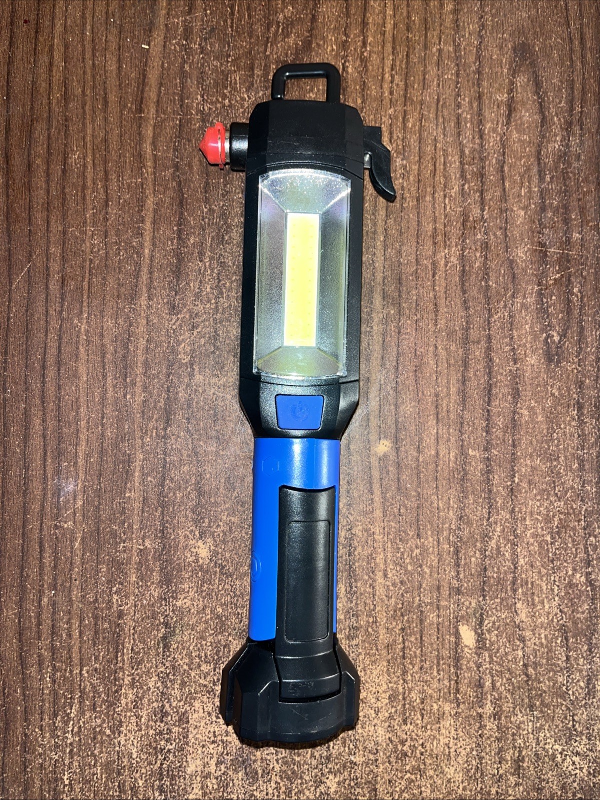 Securebrite COB Emergency Auto Tool/Flashlight/Flasher NEW/Open Batteries Not In