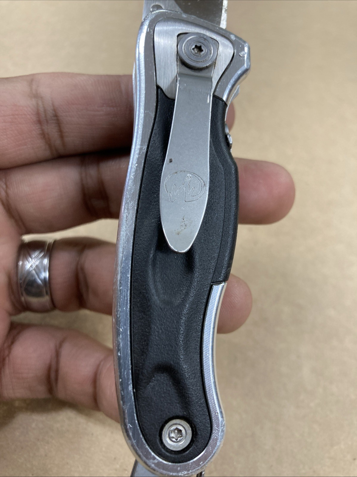 Leatherman K502X Multitool knife Folding Blade Screwdriver Bits Carabiner