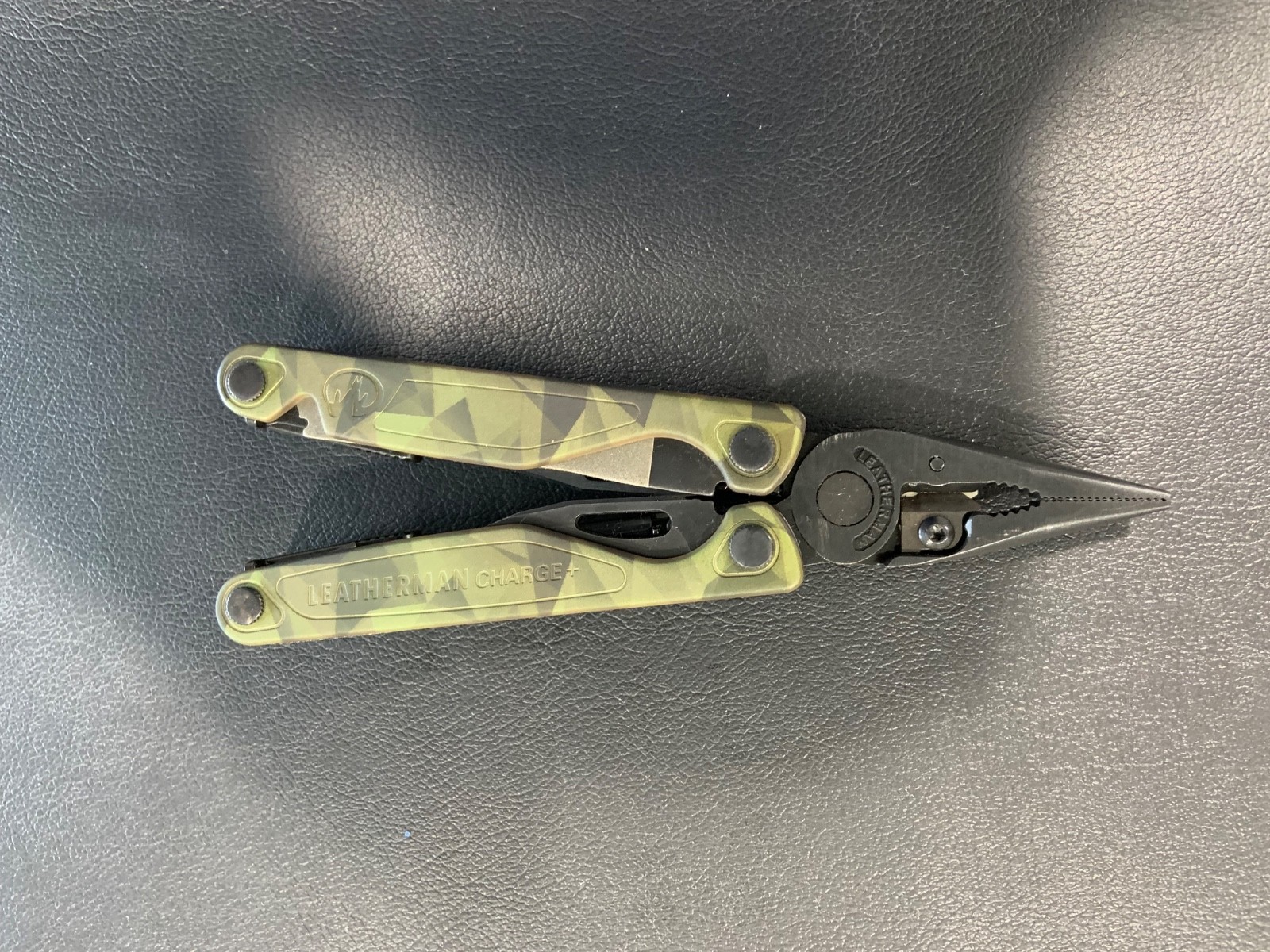 Leatherman Charge + 2020 Forest Camo Special Edition Very Rare