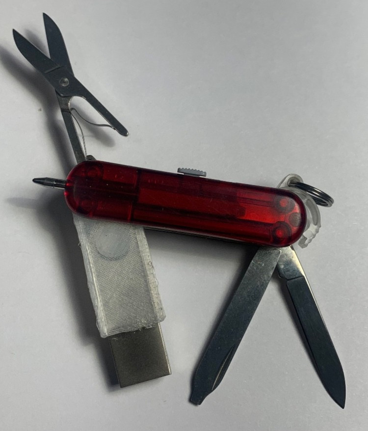 VICTORINOX Swiss Army Knife with USB 64GB LED RED Lite