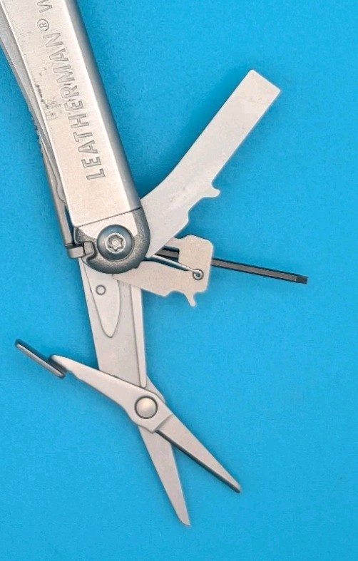 Leatherman Wave Plus + Multi-Tool! FAST SHIPPING! *RANSIN INJURY LAW*