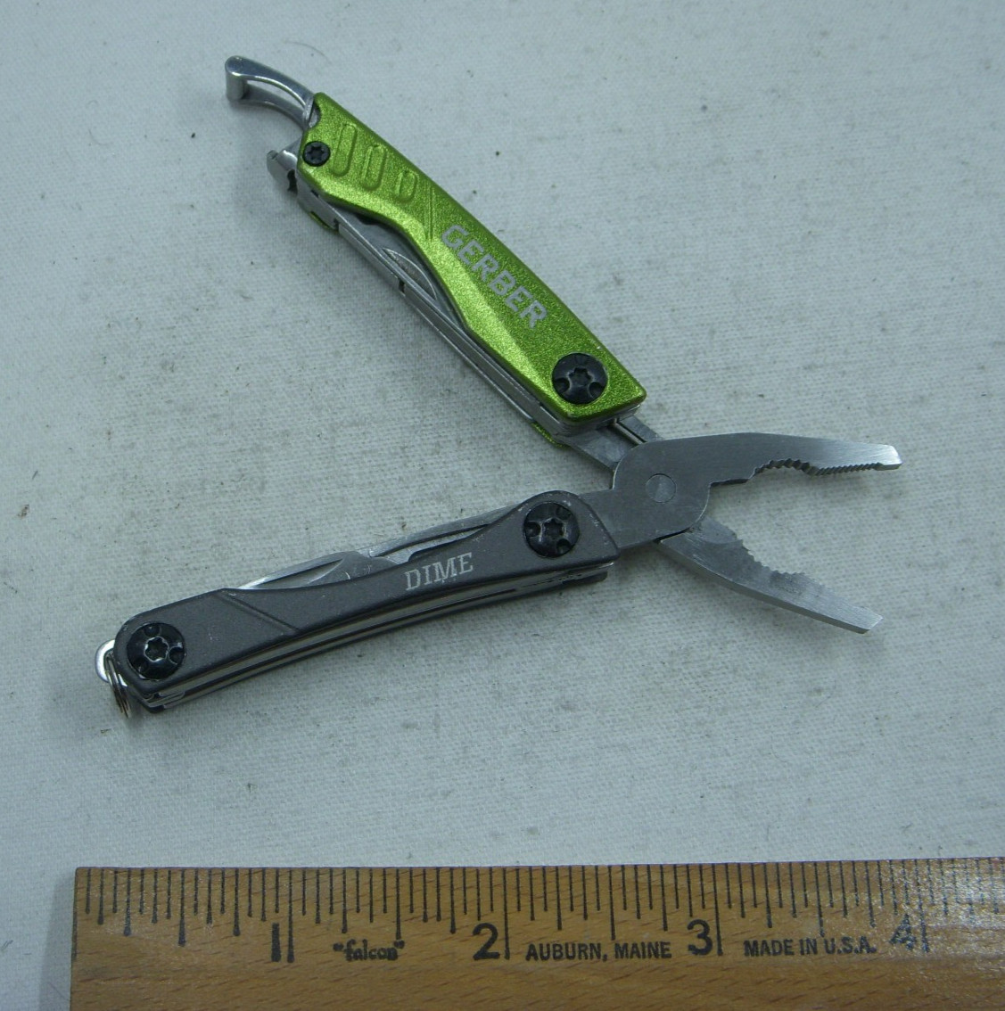 Gerber Dime 4660621D1 Green 11 Function Multi Tool
