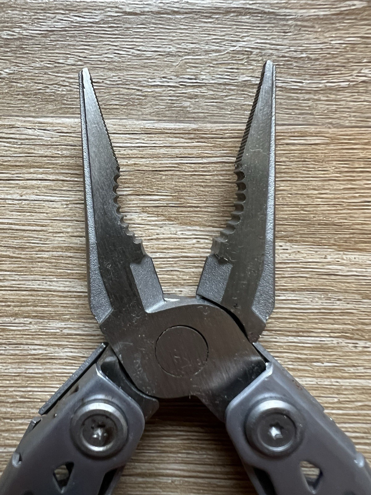 Gerber Suspension NXT Multi Tool 15-in-1 Stainless Steel Pocket Clip EDC Pliers