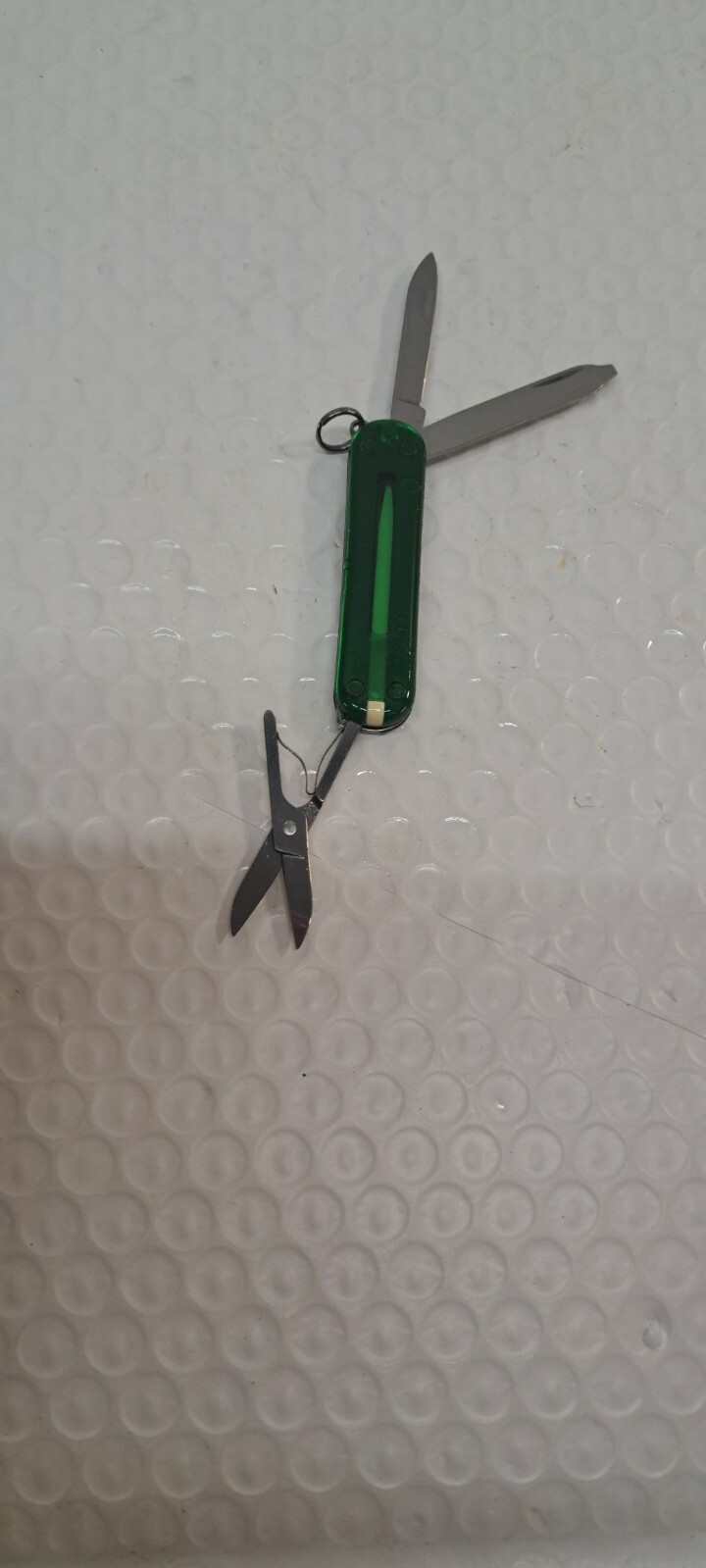 VICTORINOX CLASSIC SD 58MM SWISS ARMY KNIFE POCKET KEYCHAIN TRANSLUCENT green