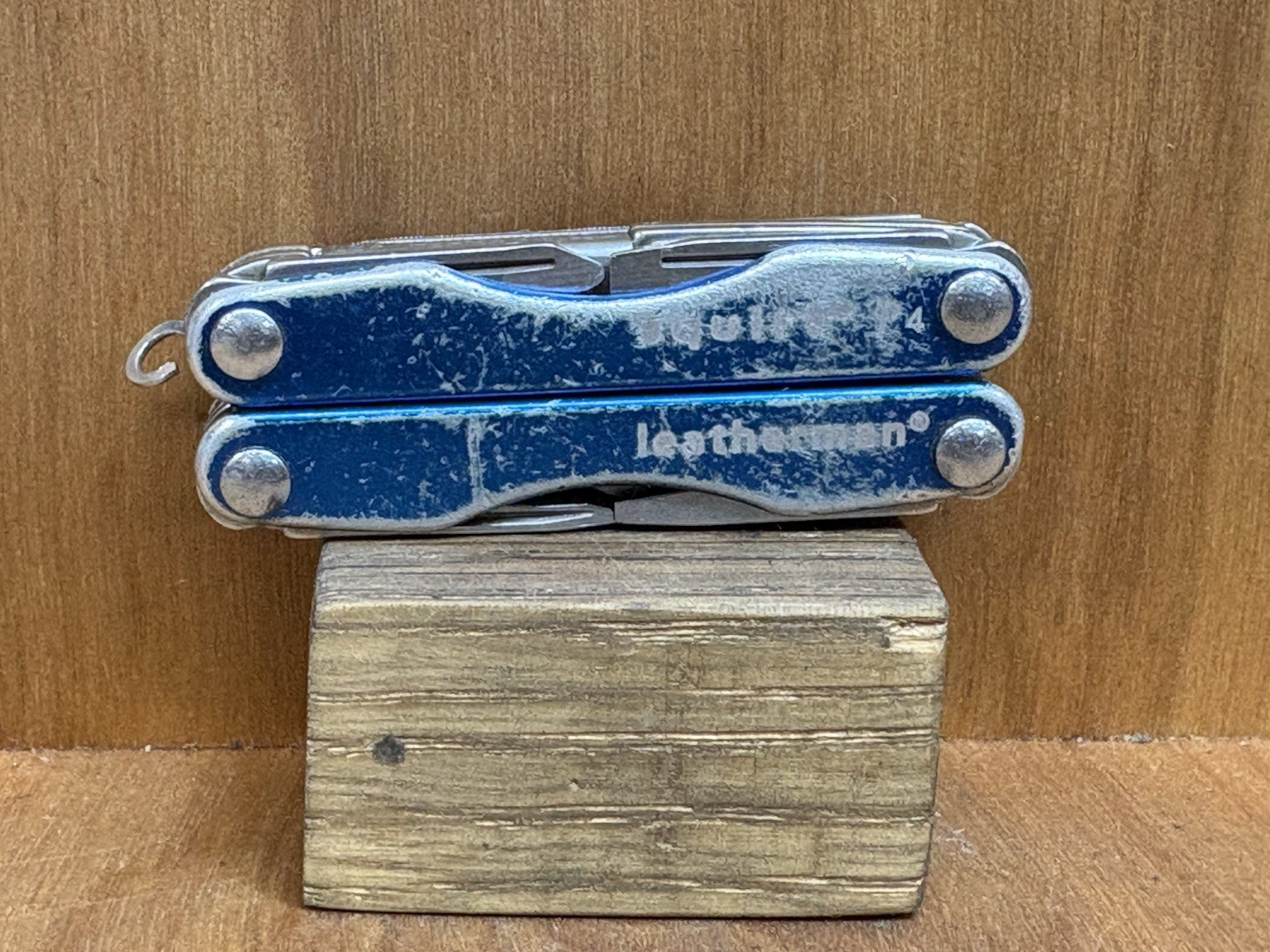 Leatherman Squirt P4 Blue Plier Multi-Tool Key Ring USA Retired GREAT!