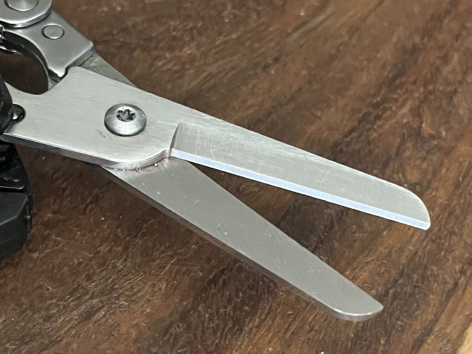 RoverTac Pocket Knife Multitool 13-in-1 Multi Tool Excellent Condition w/Sheath