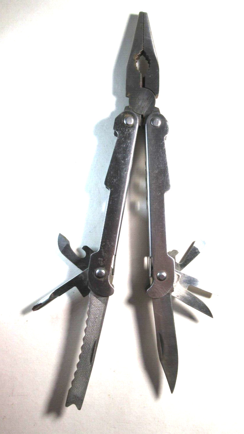 Multi Tool Great For Outdoors Trips Handy & Works! Many Tools In 1! China Made