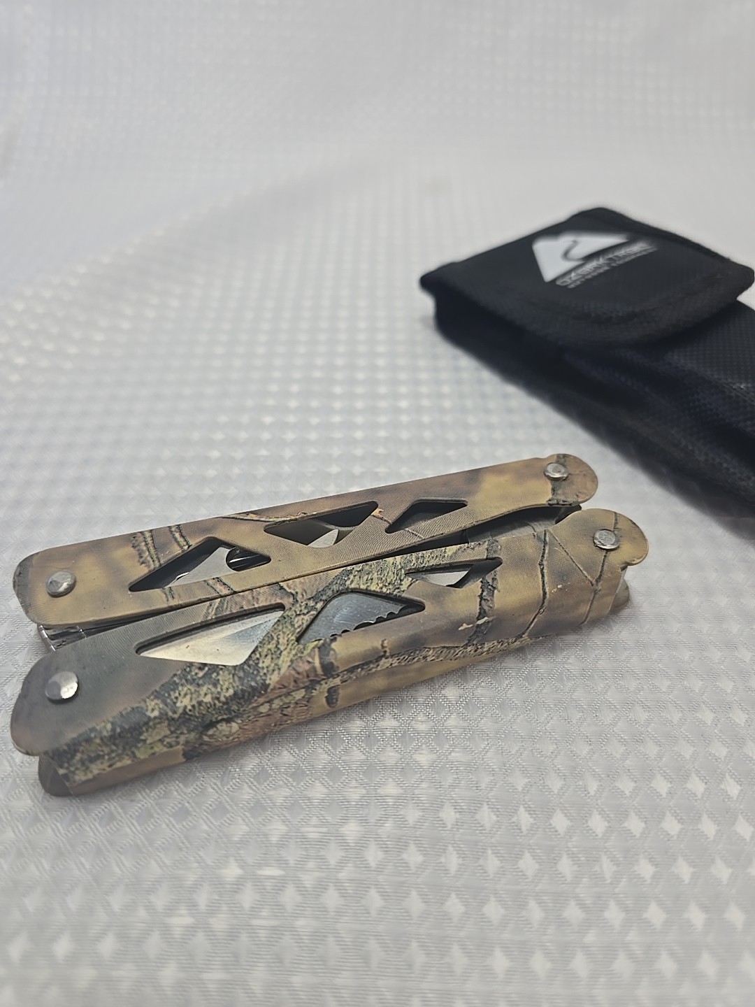 Ozark Trail Multi-Tool with Sheath Outdoor Equipment New Realtree
