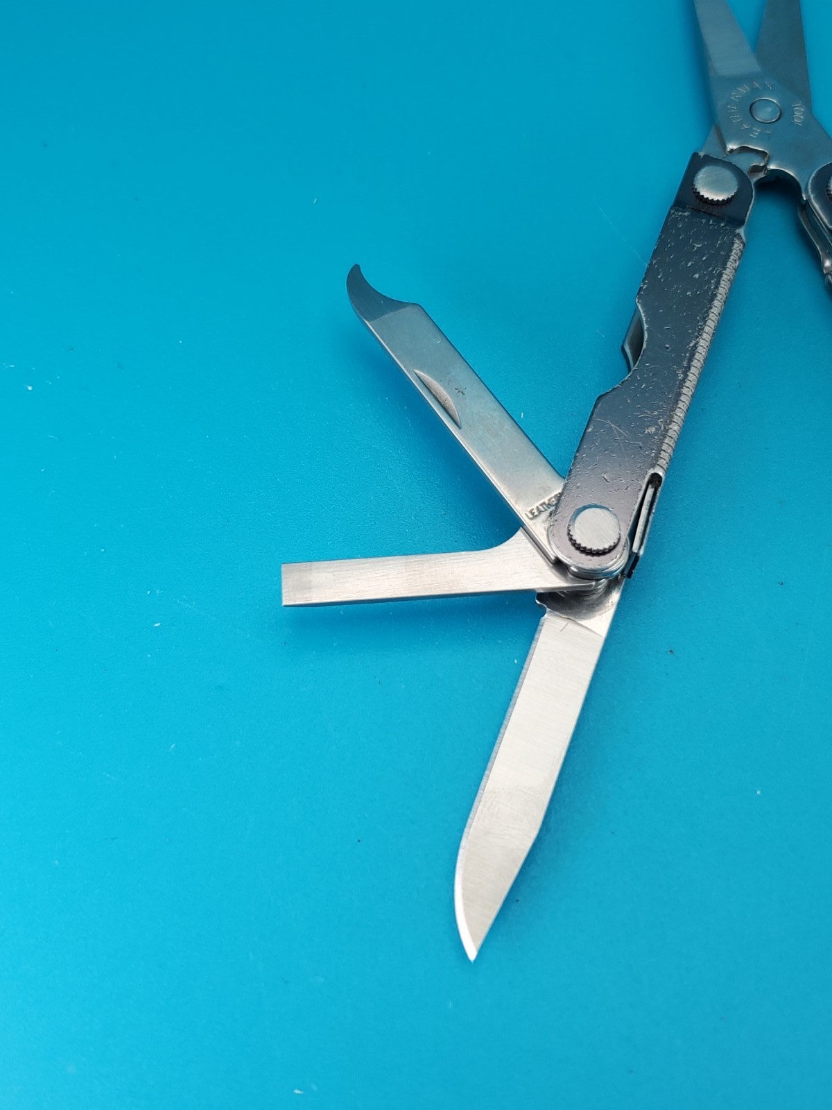 Leatherman Micra Multi-Tool, Knife, Scissors, Key Ring, Gray! *LOCKHEED MARTIN*